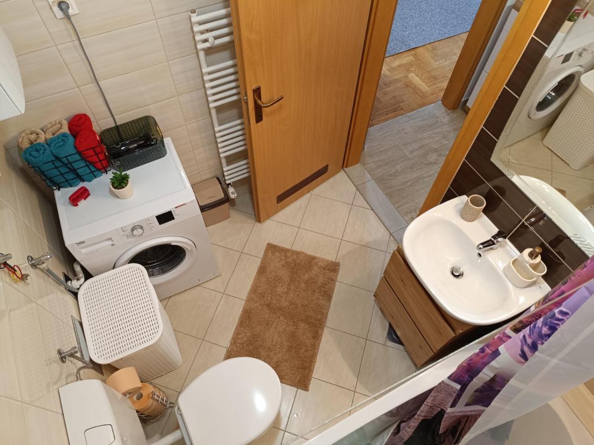 Gospić Apartman Ante מראה חיצוני תמונה