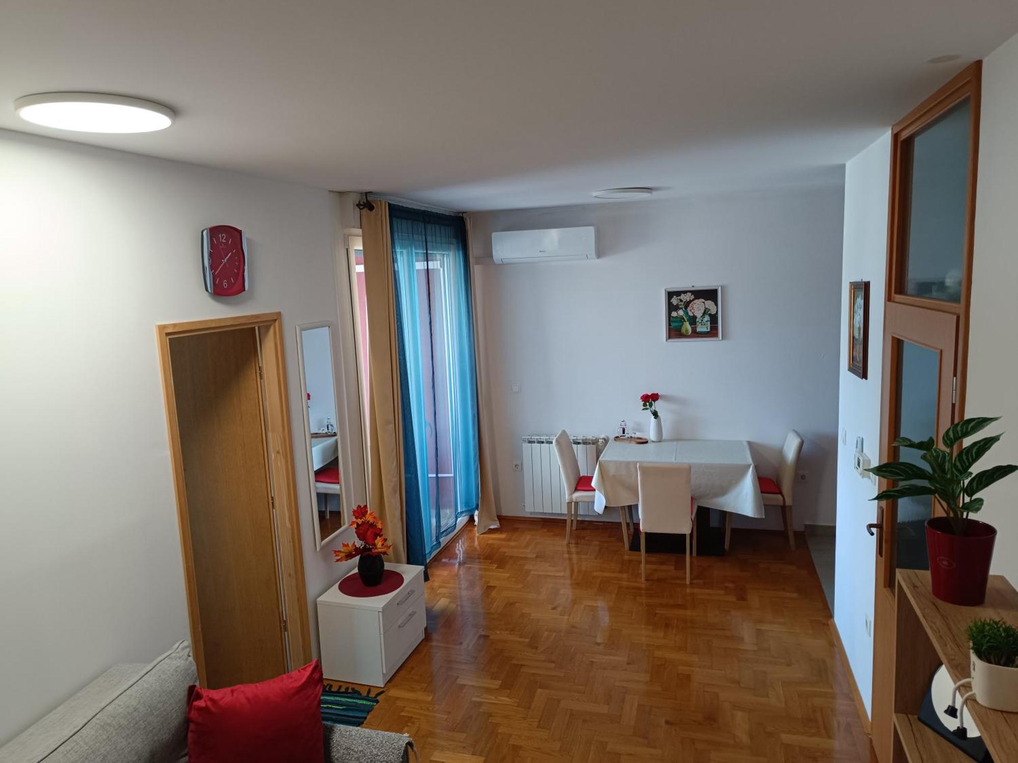 Gospić Apartman Ante מראה חיצוני תמונה