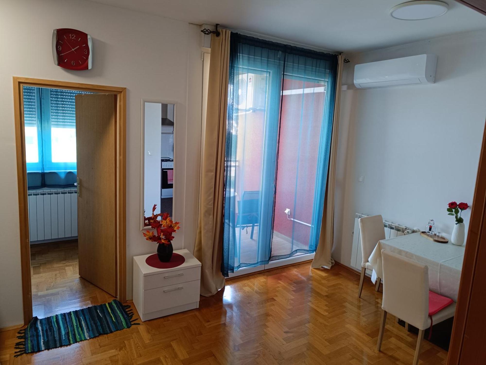 Gospić Apartman Ante מראה חיצוני תמונה